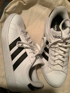 adidas White Sneakers with Black Stripes and Green Dot Insole